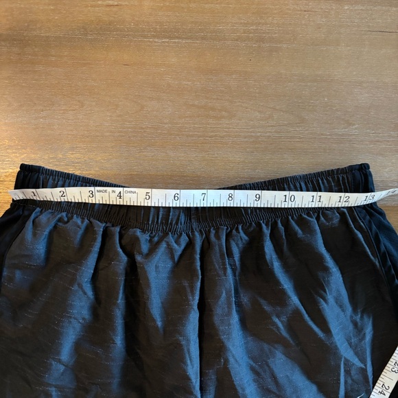 Nike Tempo Dri-FIT Running Shorts in Gray Black Combo, Lined, Size Medium. - Picture 6 of 7